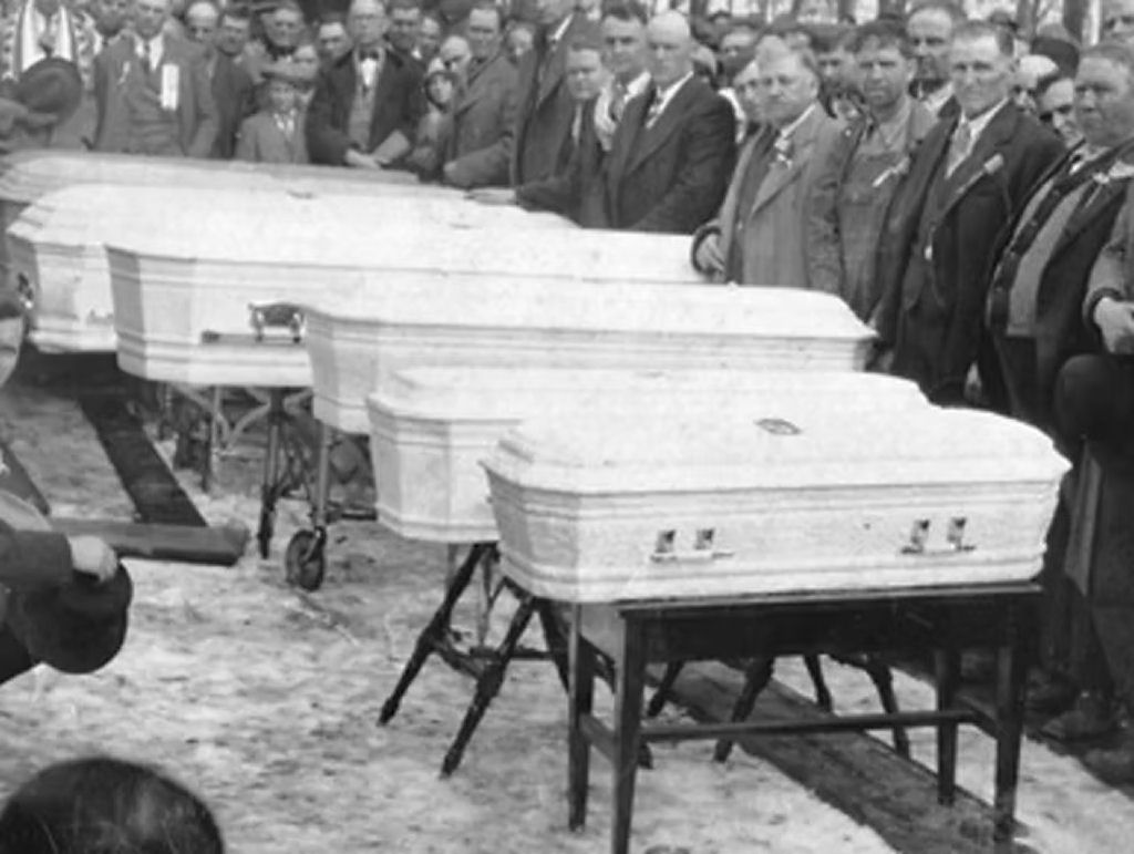 A história horrorosa dos assassinatos da família Lawson: uma tragédia de Natal americana