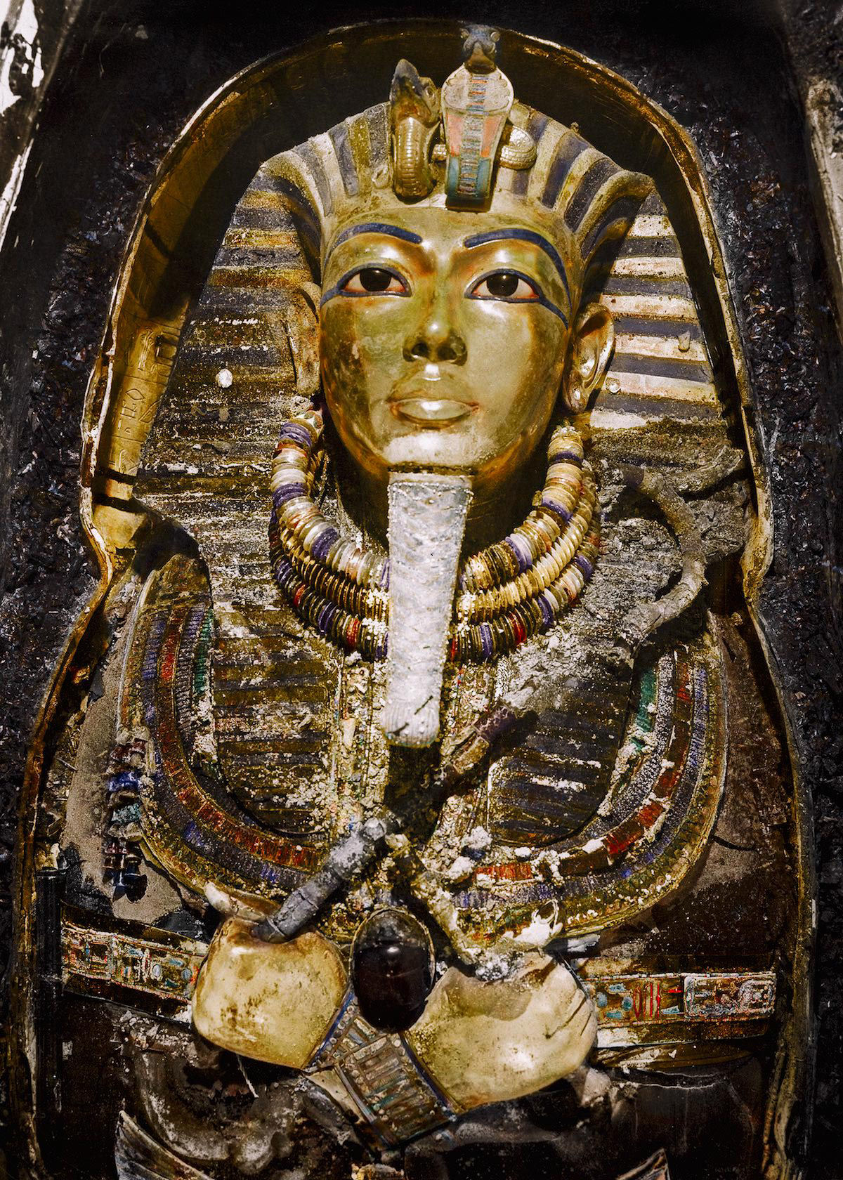 Impressionantes fotografias coloridas da descoberta da tumba de Tutancmon 01