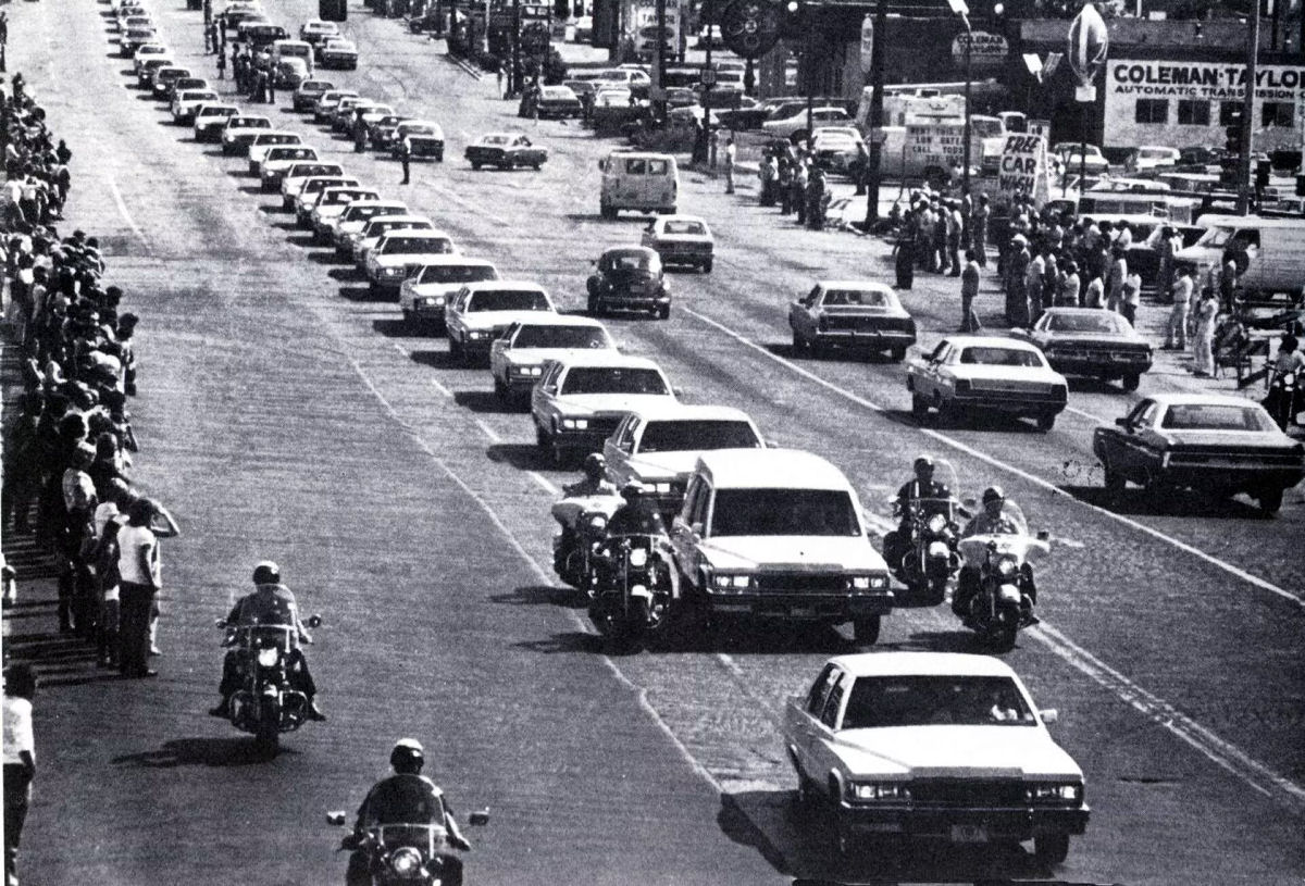 O funeral de Elvis Presley: a tentativa do roubo do cadáver sobre o qual ninguém fala