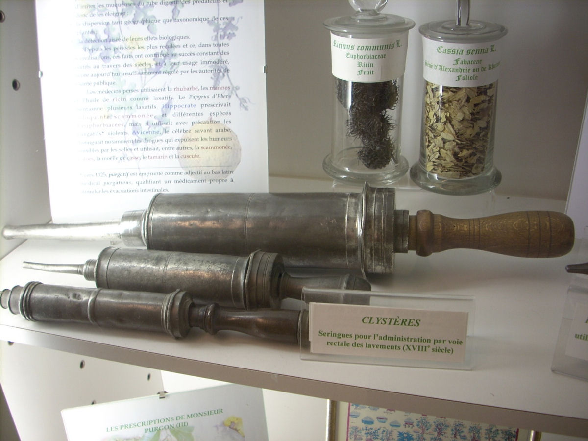 A breve hist�ria constipada do enema