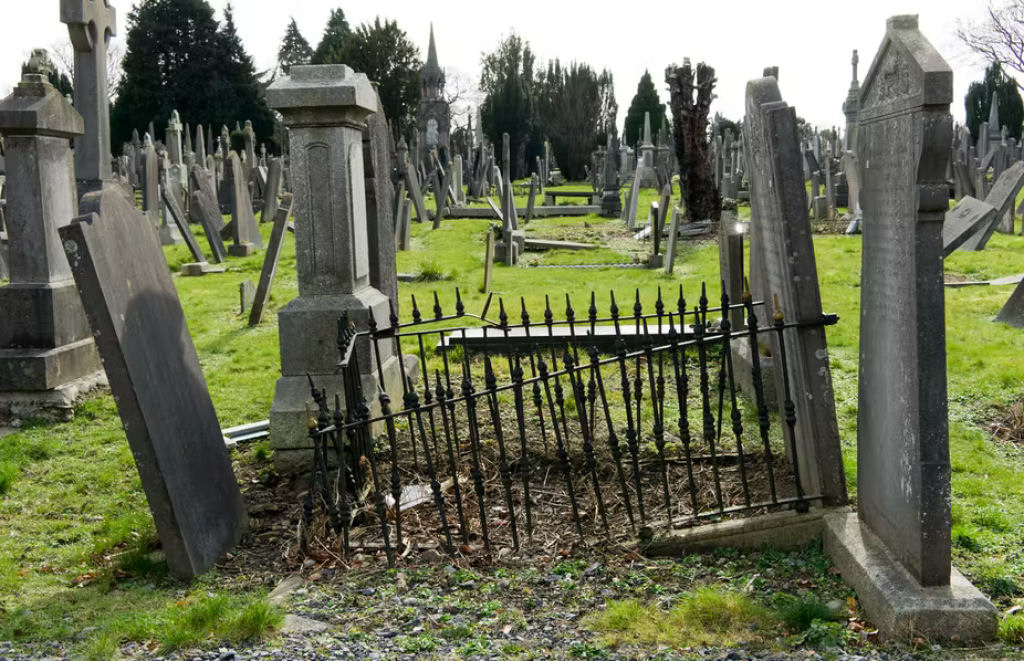 Supostamente, os Brontës morreram cedo porque passaram a vida bebendo água de cemitério