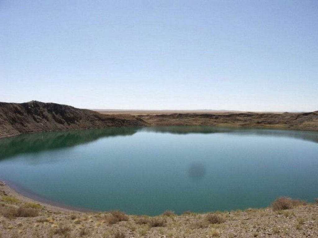 O lago do Cazaquistão criado por uma explosão nuclear