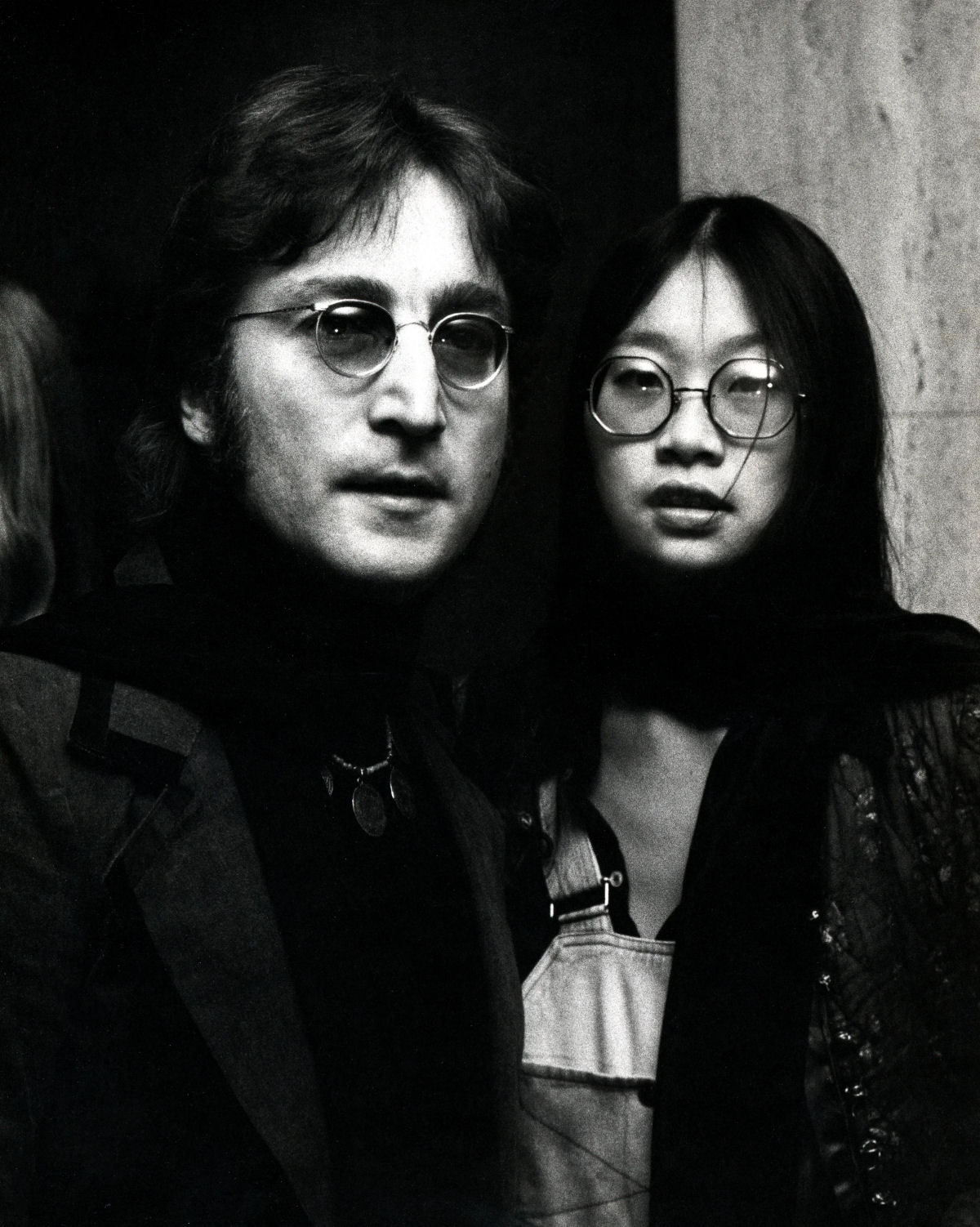 'Fim de Semana Perdido': a história de amor entre John Lennon e sua assistente nos anos 70