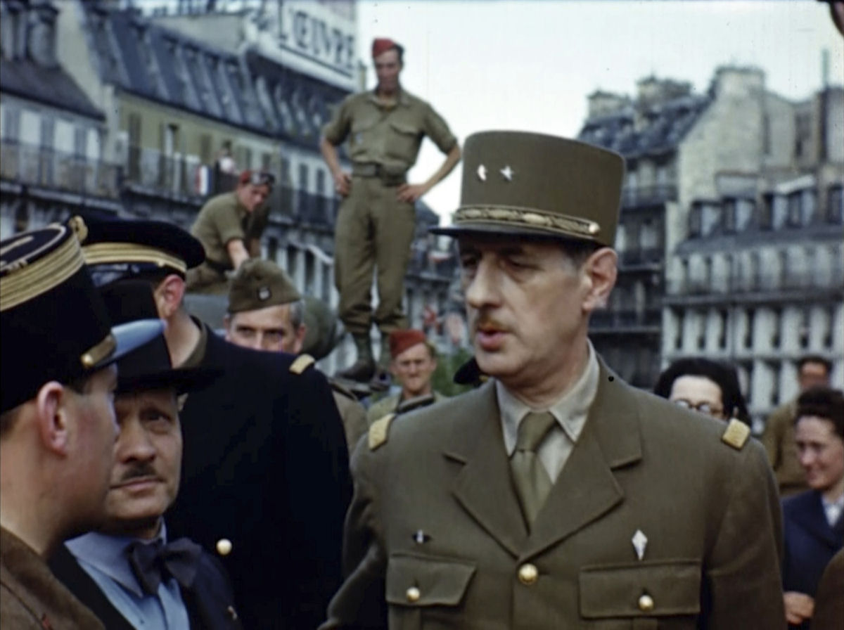Vídeo colorido da Libertação de Paris, filmado pelo diretor de Hollywood George Stevens