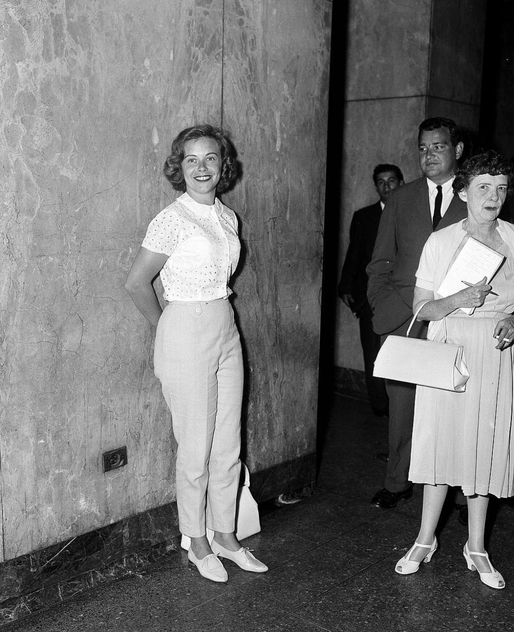Em 1960 essa mulher foi expulsa do tribunal por usar calças