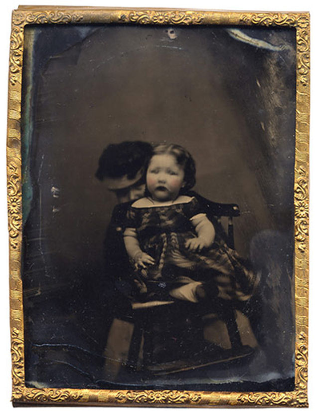 Consegue encontrar as mães ocultas nestas fotografias vitorianas? 24