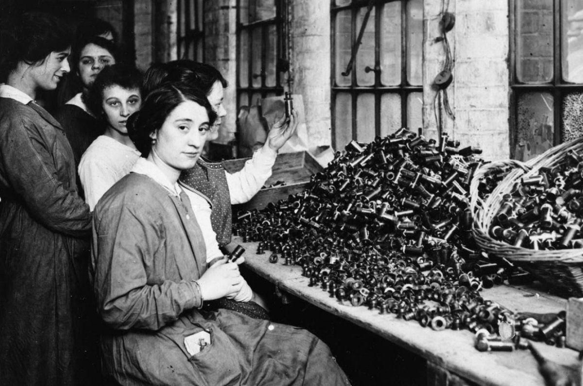 Canarinhas, as mulheres da Primeira Guerra Mundial que ficaram amarelas