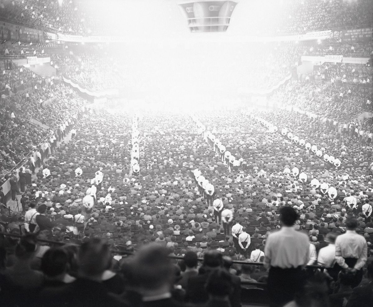 O dia em que os americanos nazistas realizaram manifestaes em massa no Madison Square Garden 02