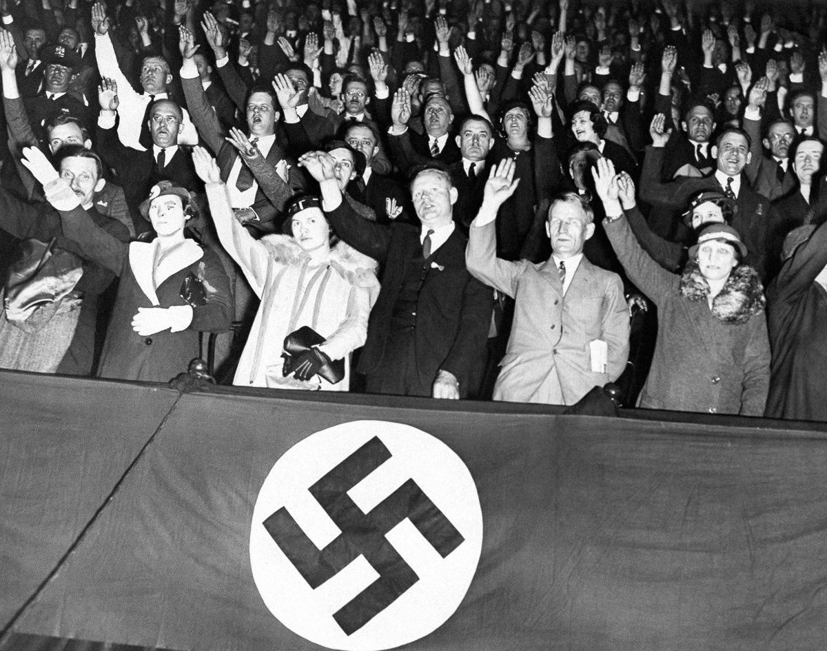 O dia em que os americanos nazistas realizaram manifestações em massa no Madison Square Garden 04