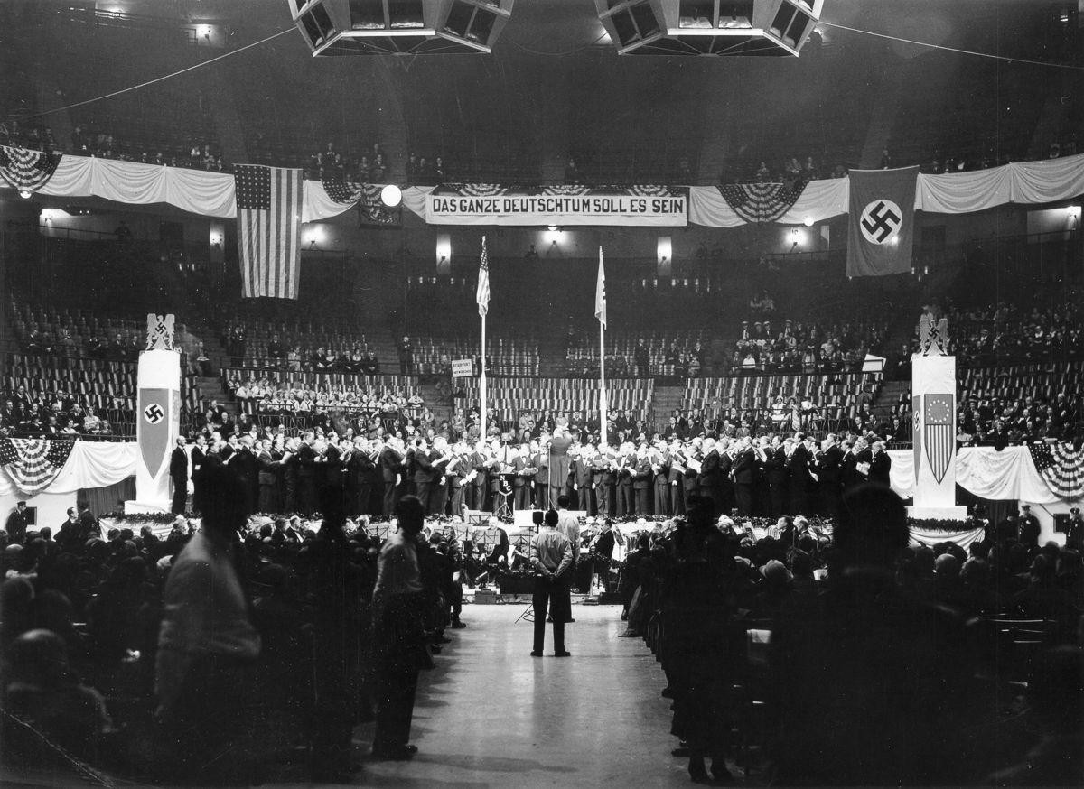 O dia em que os americanos nazistas realizaram manifestações em massa no Madison Square Garden 06