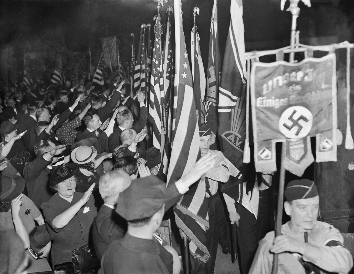 O dia em que os americanos nazistas realizaram manifestações em massa no Madison Square Garden 11