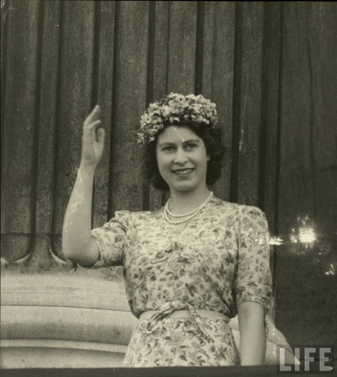 Fotos fascinantes de uma jovem rainha Elizabeth II entre 1930-1950 15