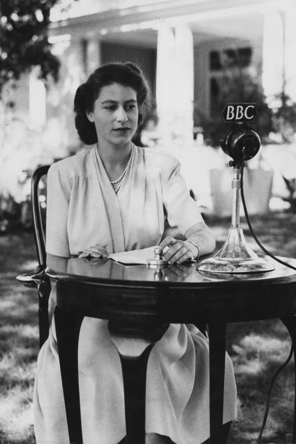 Fotos fascinantes de uma jovem rainha Elizabeth II entre 1930-1950 21