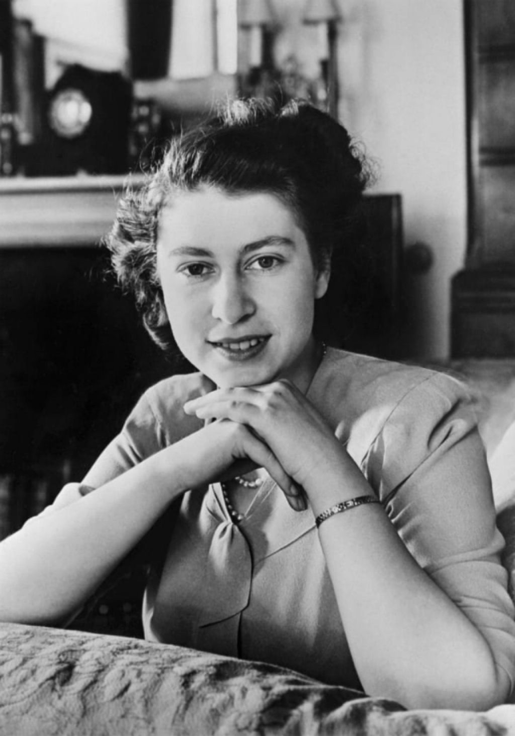 Fotos fascinantes de uma jovem rainha Elizabeth II entre 1930-1950 34