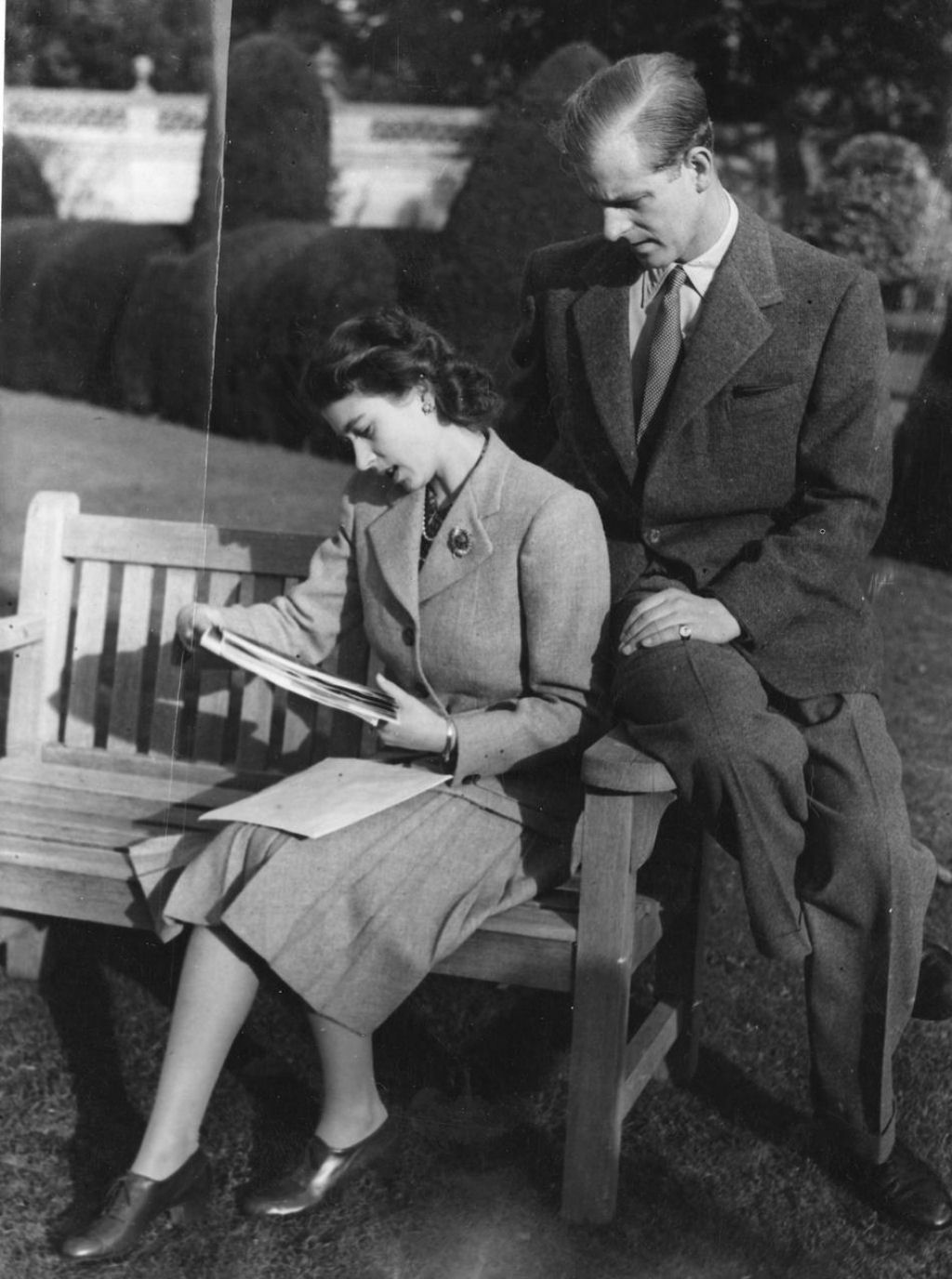 Fotos fascinantes de uma jovem rainha Elizabeth II entre 1930-1950 42