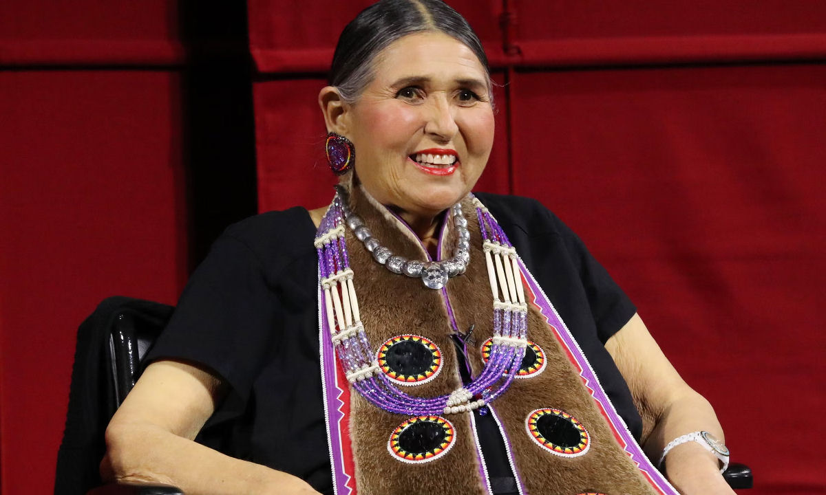 Indgena que representou Marlon Brando no Oscar em 1973 era mexicana