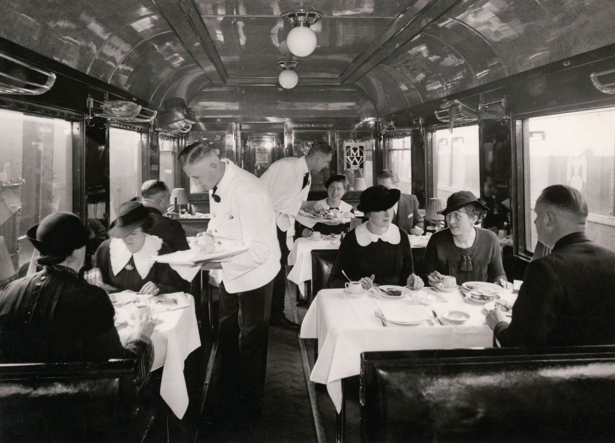 Fotos antigas mostram como eram glamorosas as viagens de trem entre 1900-1940 17