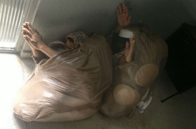 Dois presos tentam fugir disfarados de sacos de lixo em Curitiba