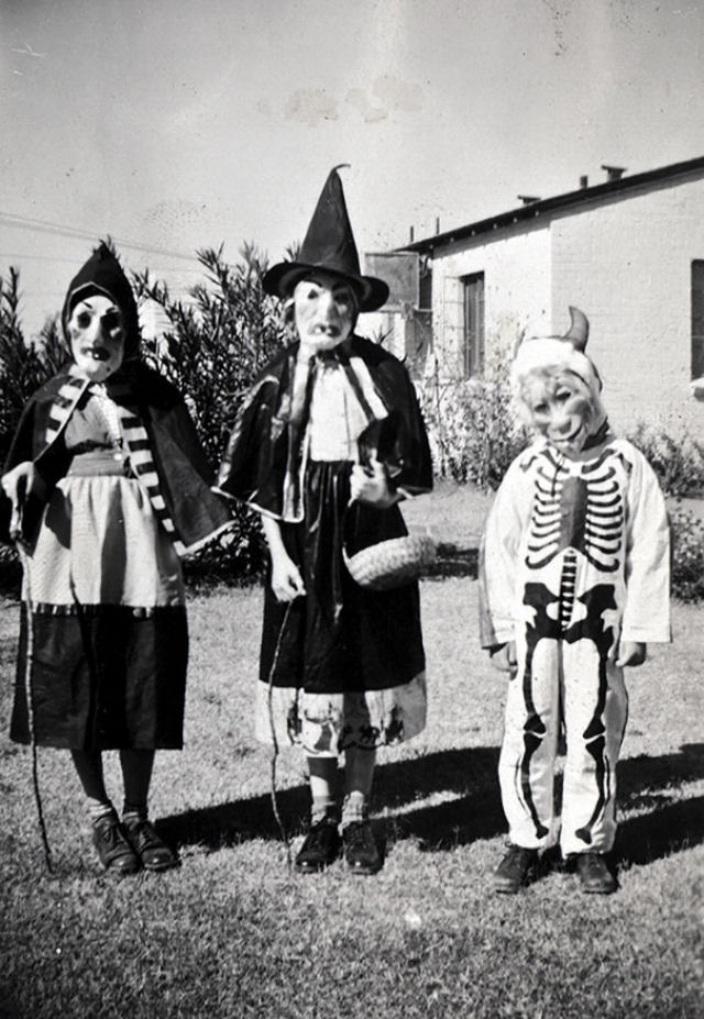 Estas antigas fantasias de Halloween feitas em casa so capazes de assustar qualquer um 65