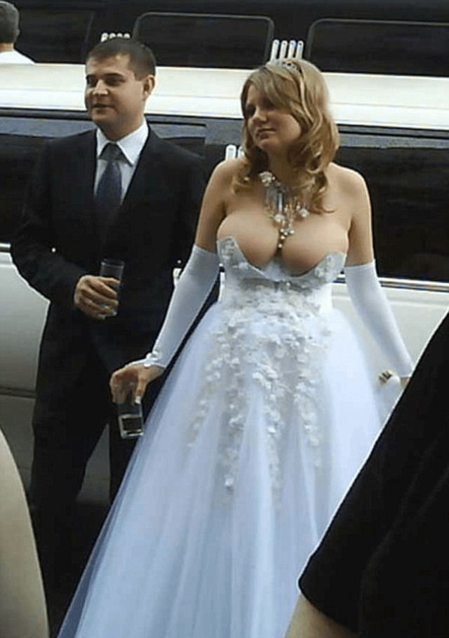Os piores vestidos de noiva que voc j viu na sua vida 25