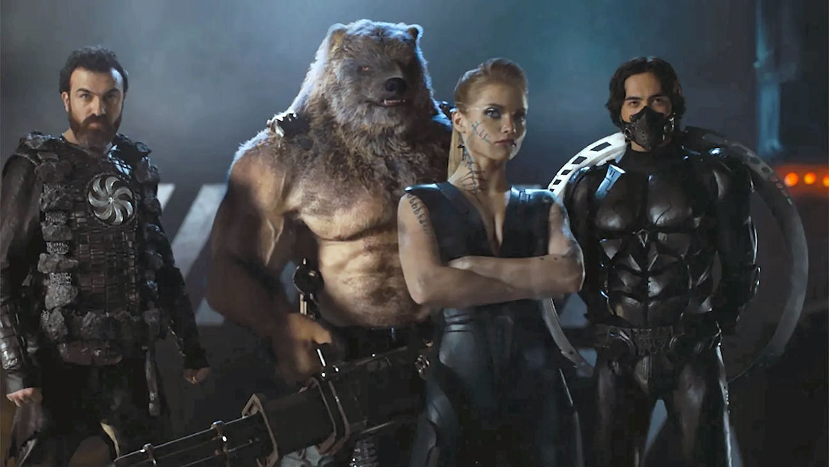 8 filmes de super-heróis que precisam melhorar muito para serem ruins