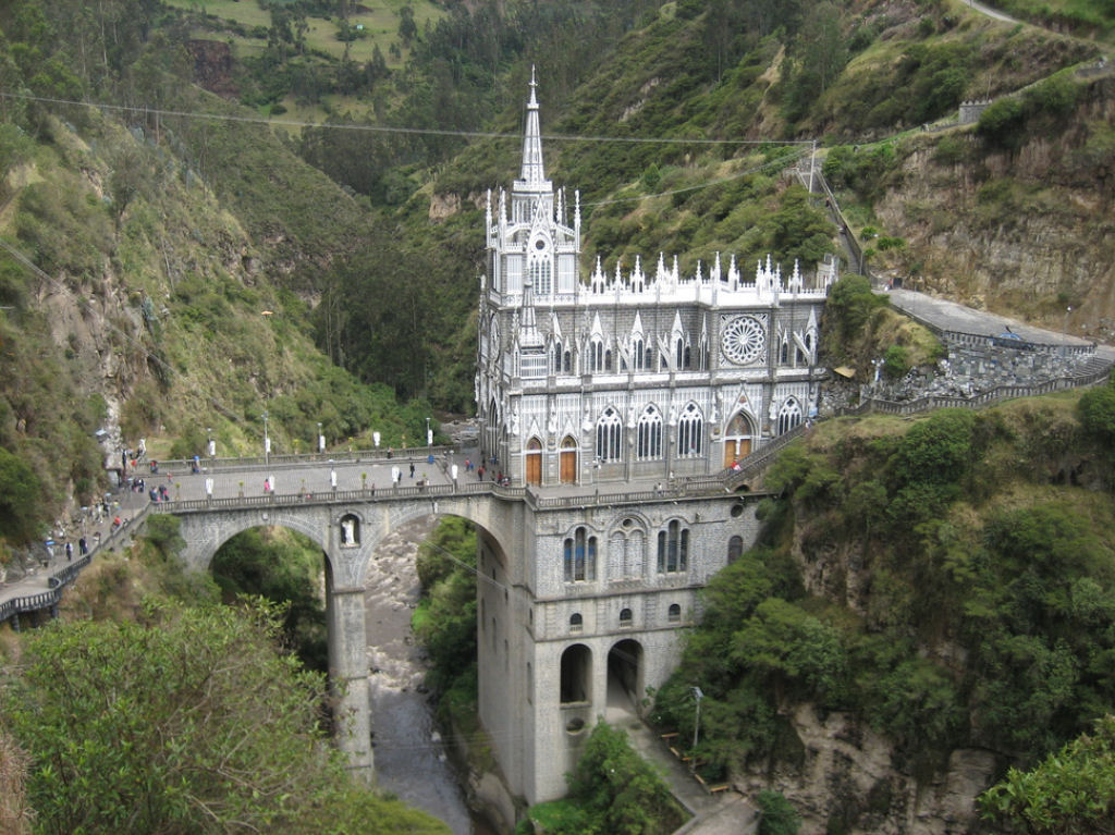 A grandiosidade e a imponncia arquitetnica dos templos religiosos pelo mundo 35