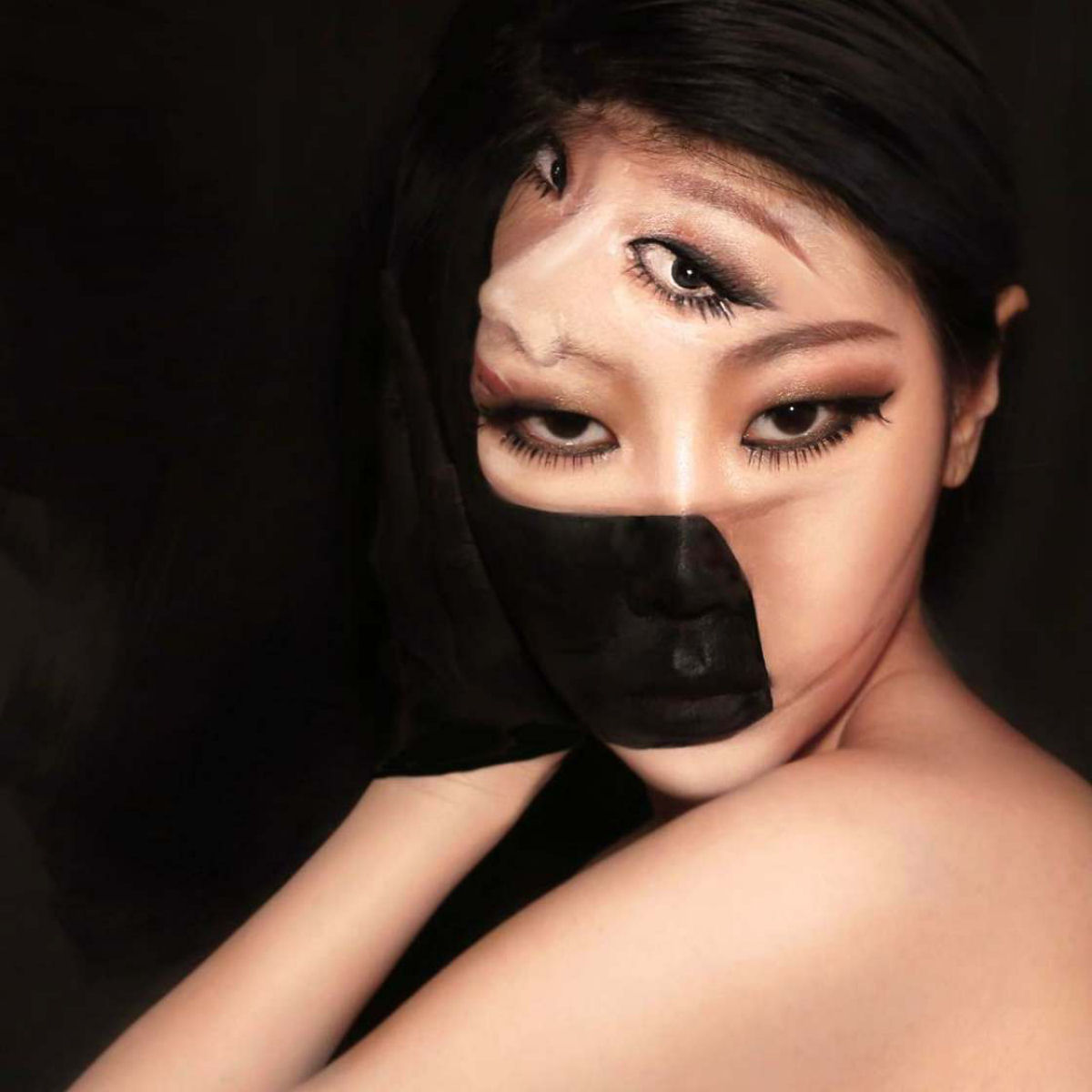 Artista sul-coreana usa maquiagem para transformar sua face em iluses pticas fascinantes 19