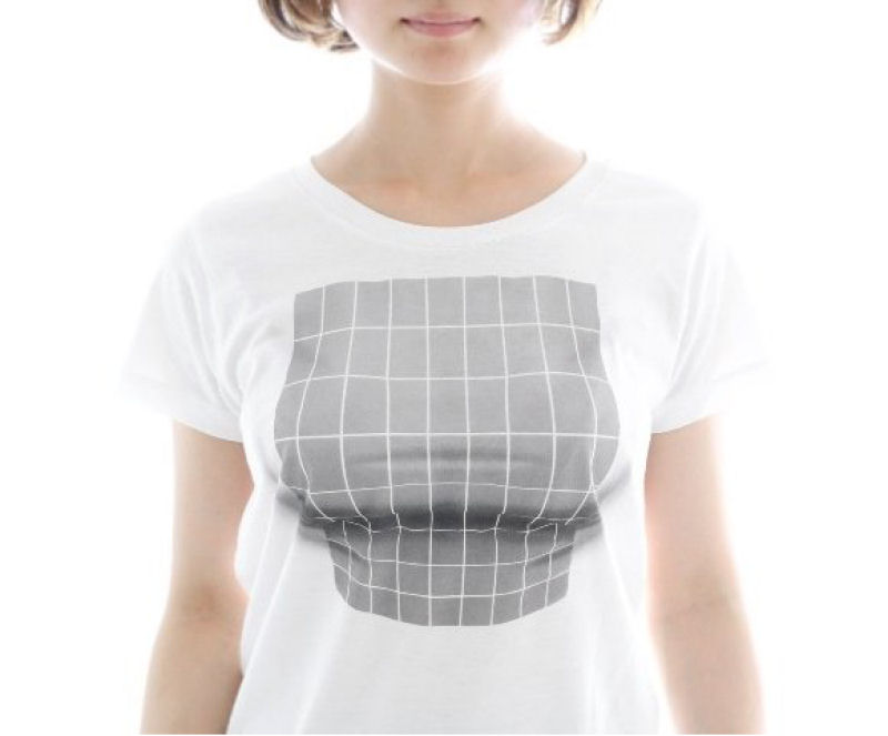 Camiseta habilmente desenhada pode proporcionar um grande busto a qualquer mulher 02