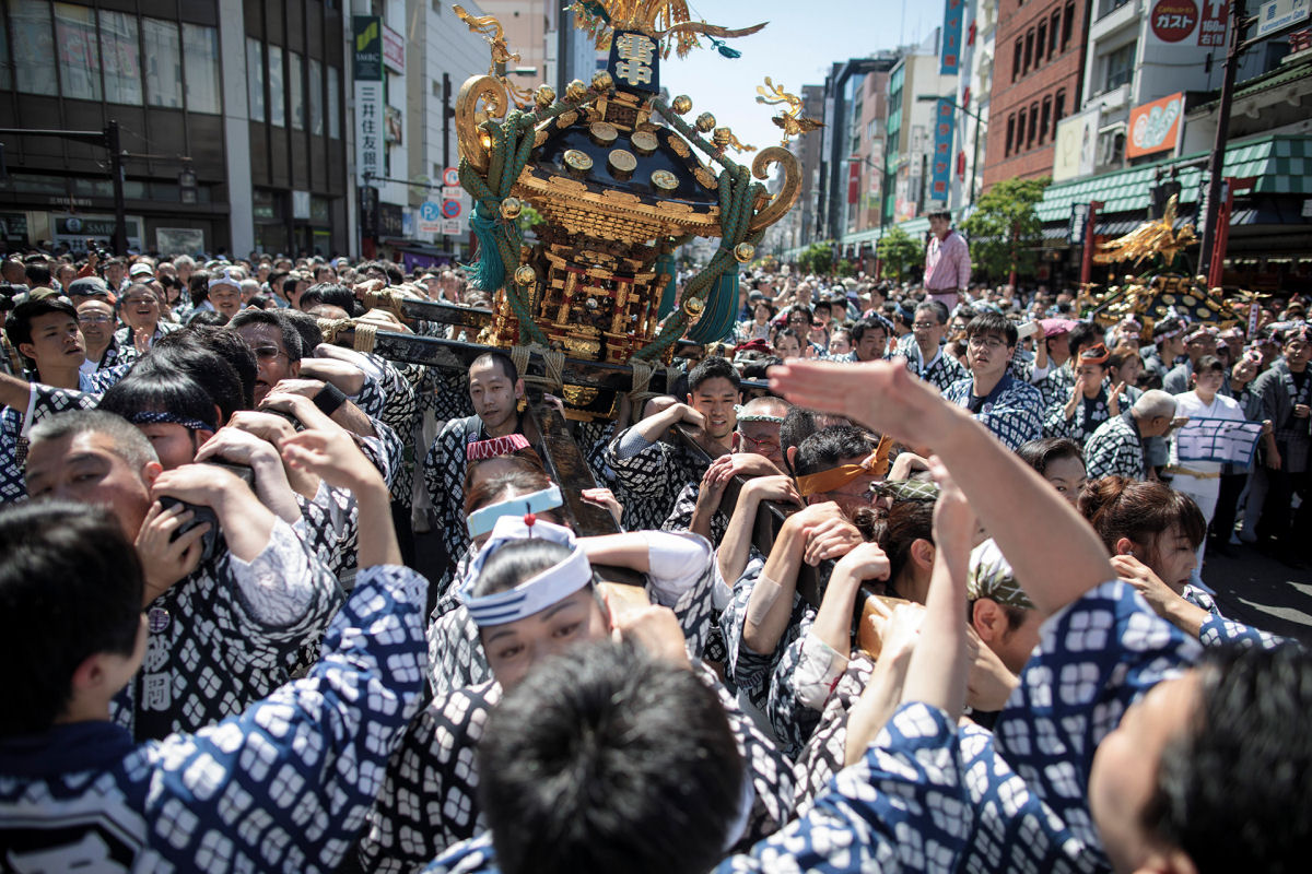 Sanja Matsuri, o festival em que a mfia japonesa exibe seu poder 08