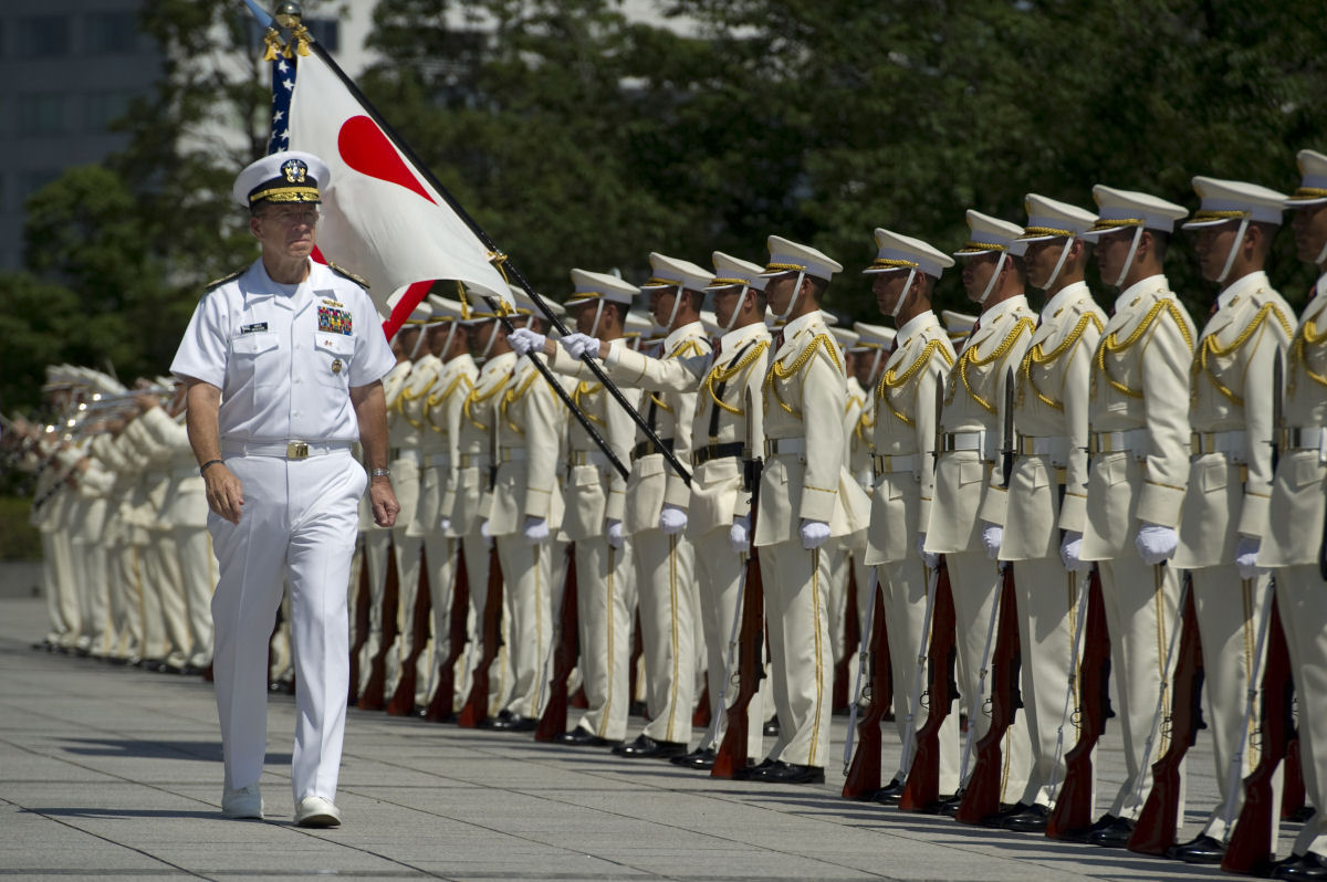 Japo quer alterar sua Constituio para poder atacar outro pas pela primeira vez desde a Segunda Guerra Mundial