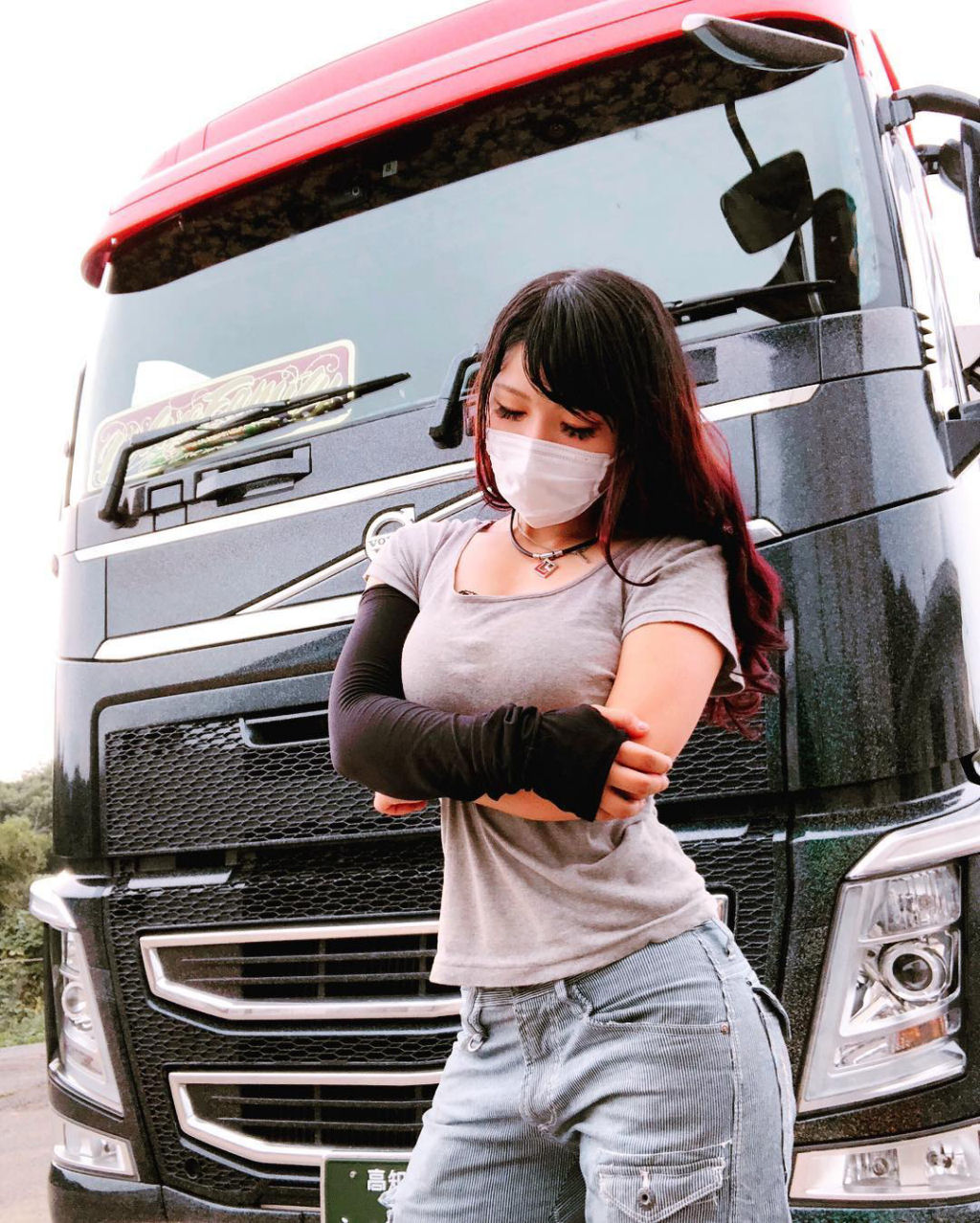Conhea Rino Sasaki, a mais bela caminhoneira do Japo 06