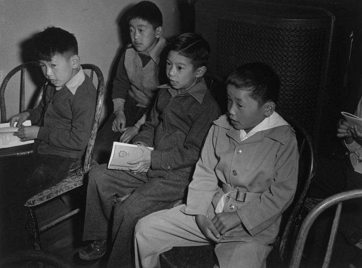 Como era a vida no campo de concentração americano para japoneses de Manzanar 11