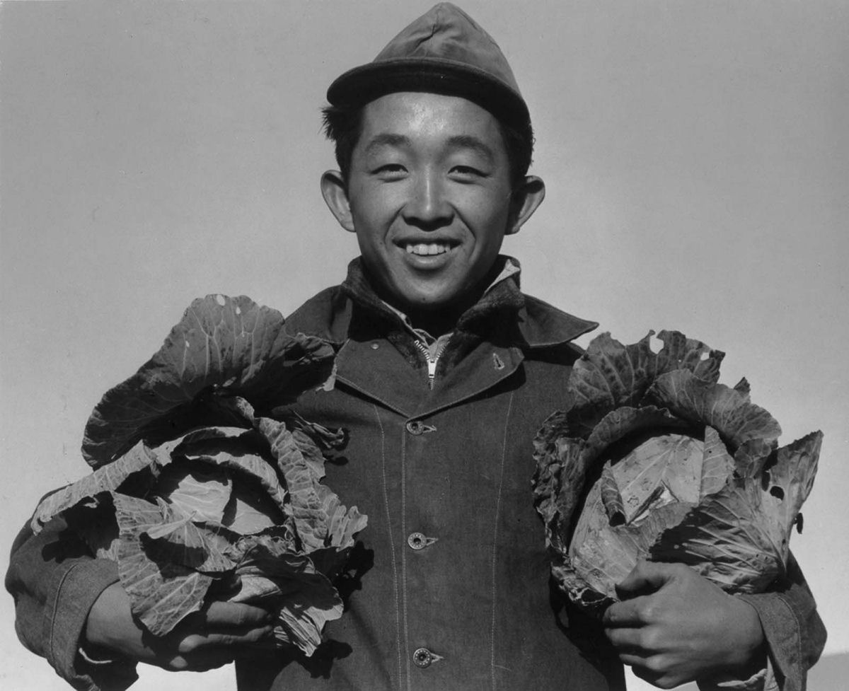 Como era a vida no campo de concentração americano para japoneses de Manzanar 23