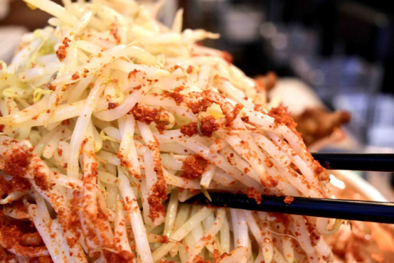 Restaurante de Tquio paga 1500 reais para quem comer esta gigante tigela de miojo em 20 minutos 06