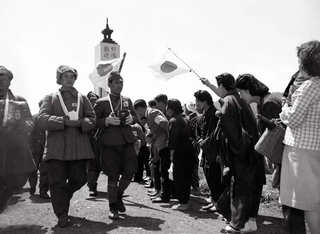Fotos documentam a transformação do Japão na década de 1950 02
