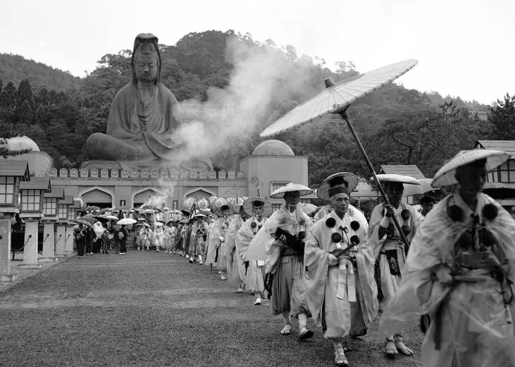 Fotos documentam a transformação do Japão na década de 1950 31