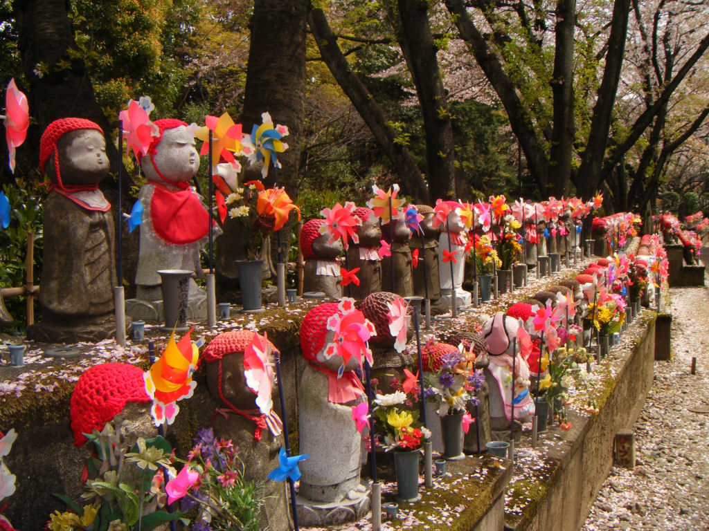 Mizuko Kuyo: o ritual de luto japons para natimortos 07