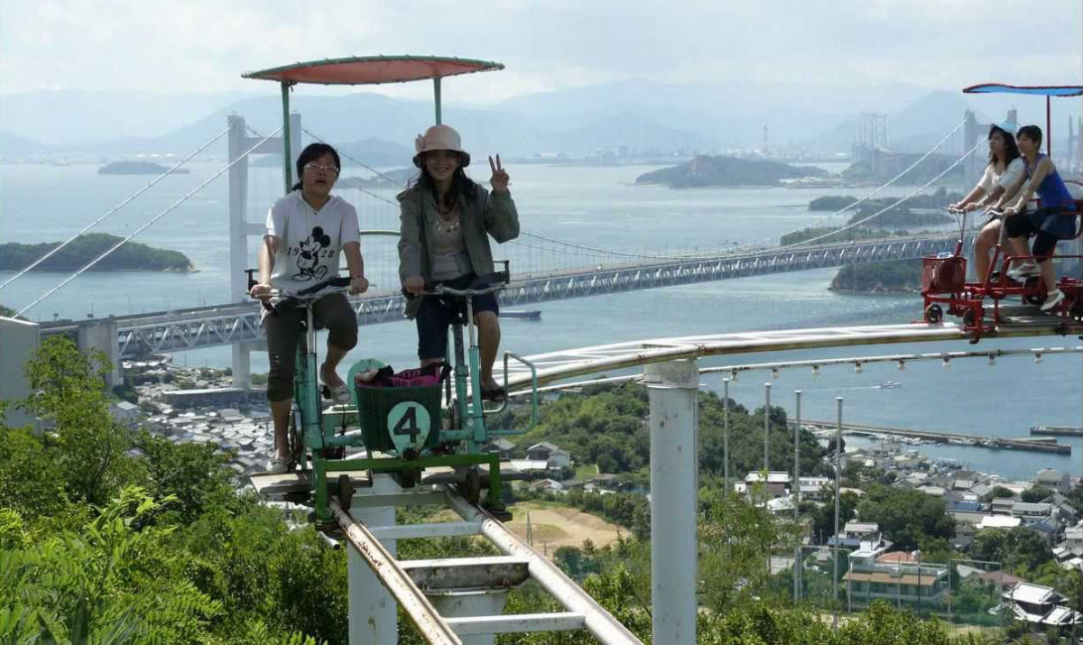 Bicicléu, uma montanha-russa impulsionada por pedal no Japão 11