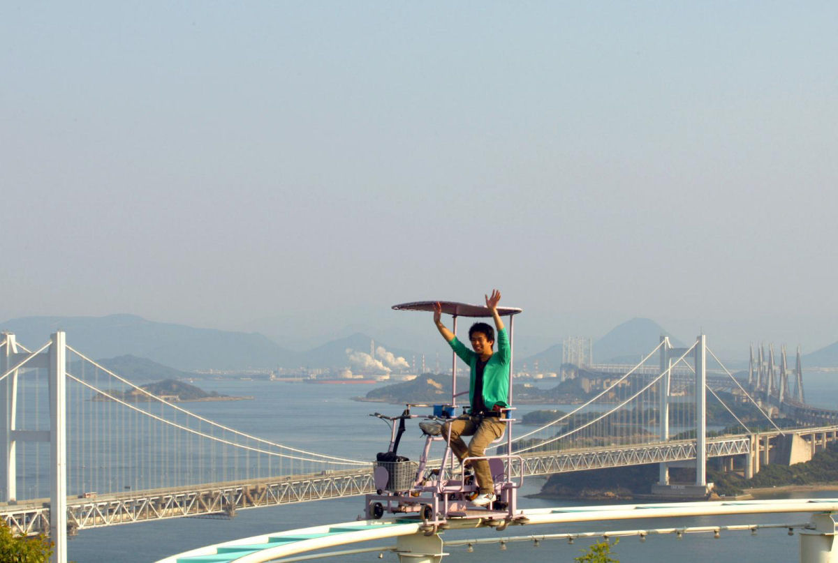 Bicicléu, uma montanha-russa impulsionada por pedal no Japão 12