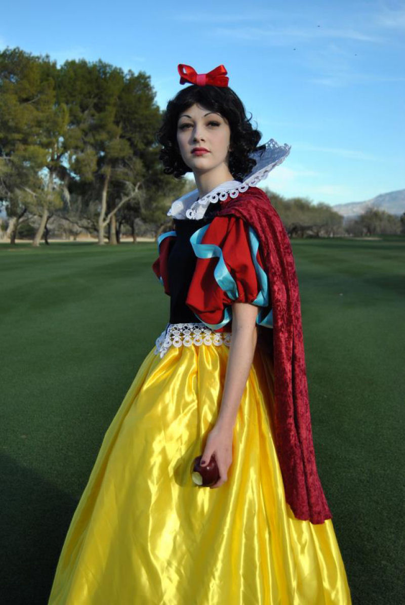 Andrgino f da Disney personifica prncipe e princesa em srie de fotografias 11