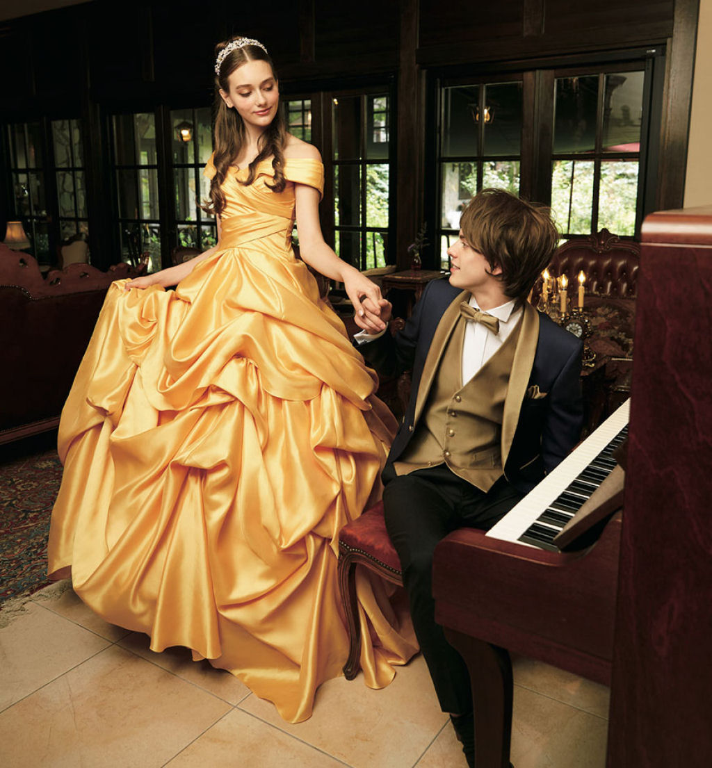 Transforme seu casamento em um conto de fada com estes vestidos de casamento de princesas Disney 04