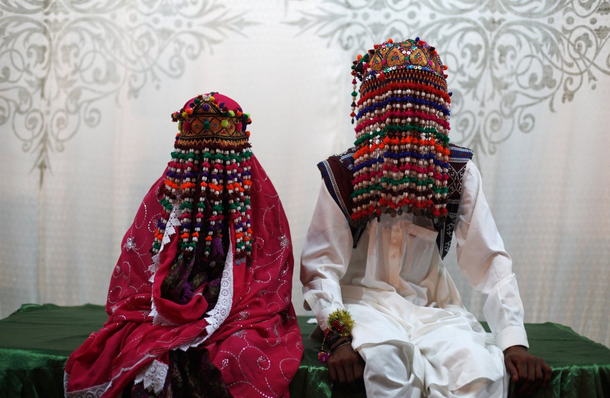 27 belas fotos de vestidos tradicionais de casamentos por todo o mundo 09