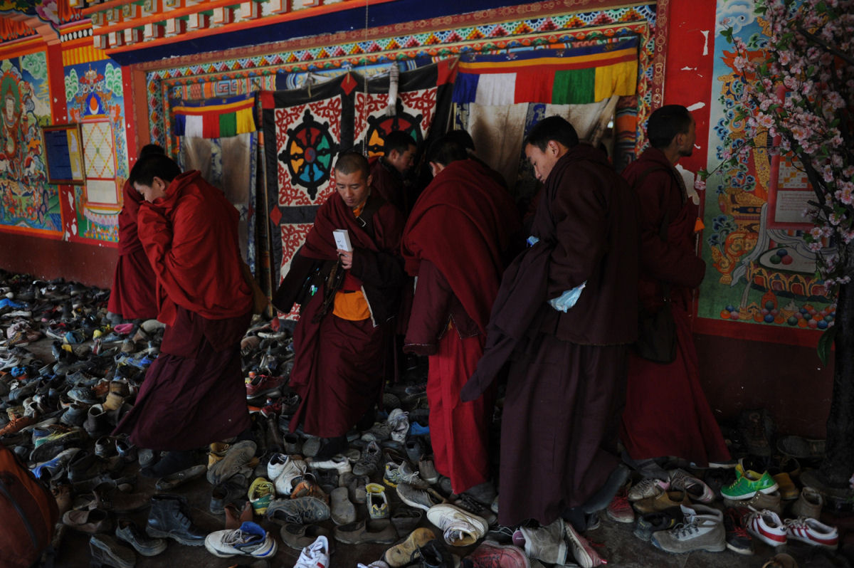O espetacular monastrio de Seda encravado no plat tibetano a 4 mil metros de altura 14