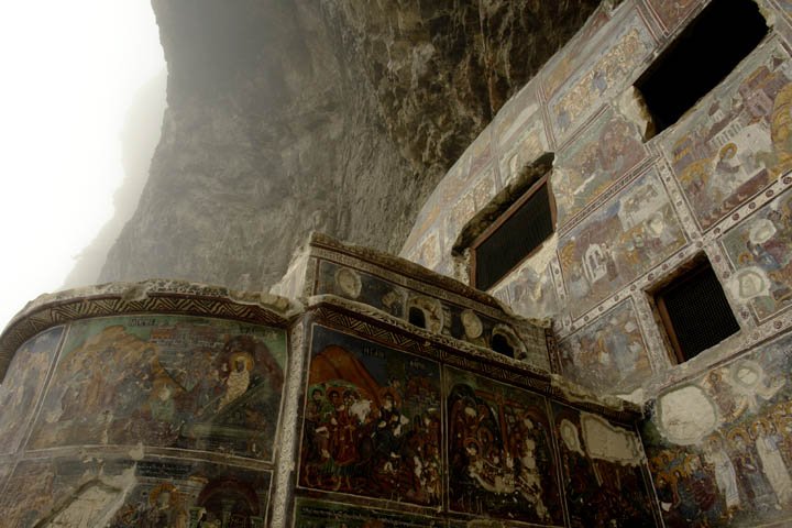 O monastério de Sümela