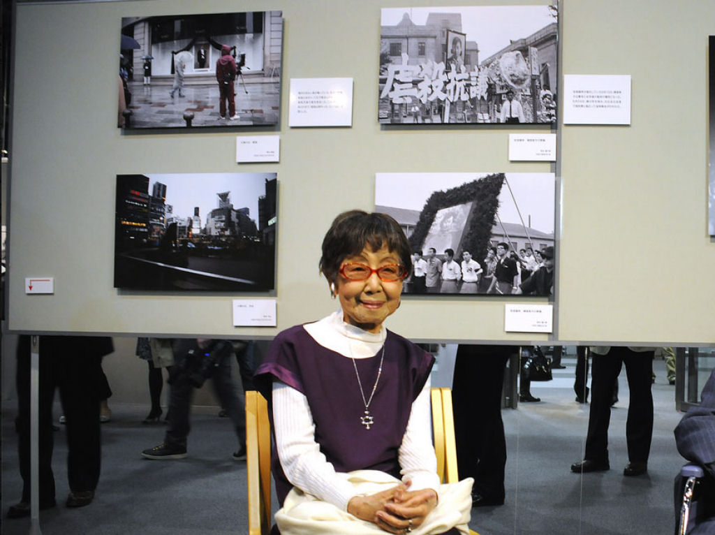 A 1 fotojornalista do Japo ainda segue fazendo fotos com 101 anos 10