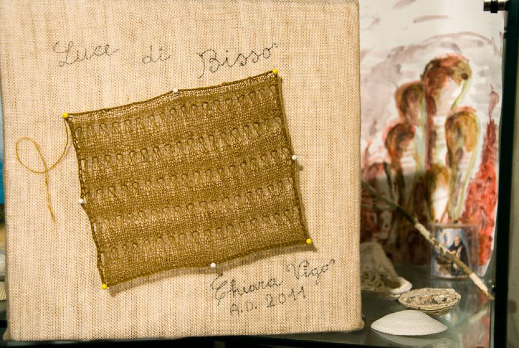 O bisso: a seda natural marinha produzida apenas por uma mulher no mundo
