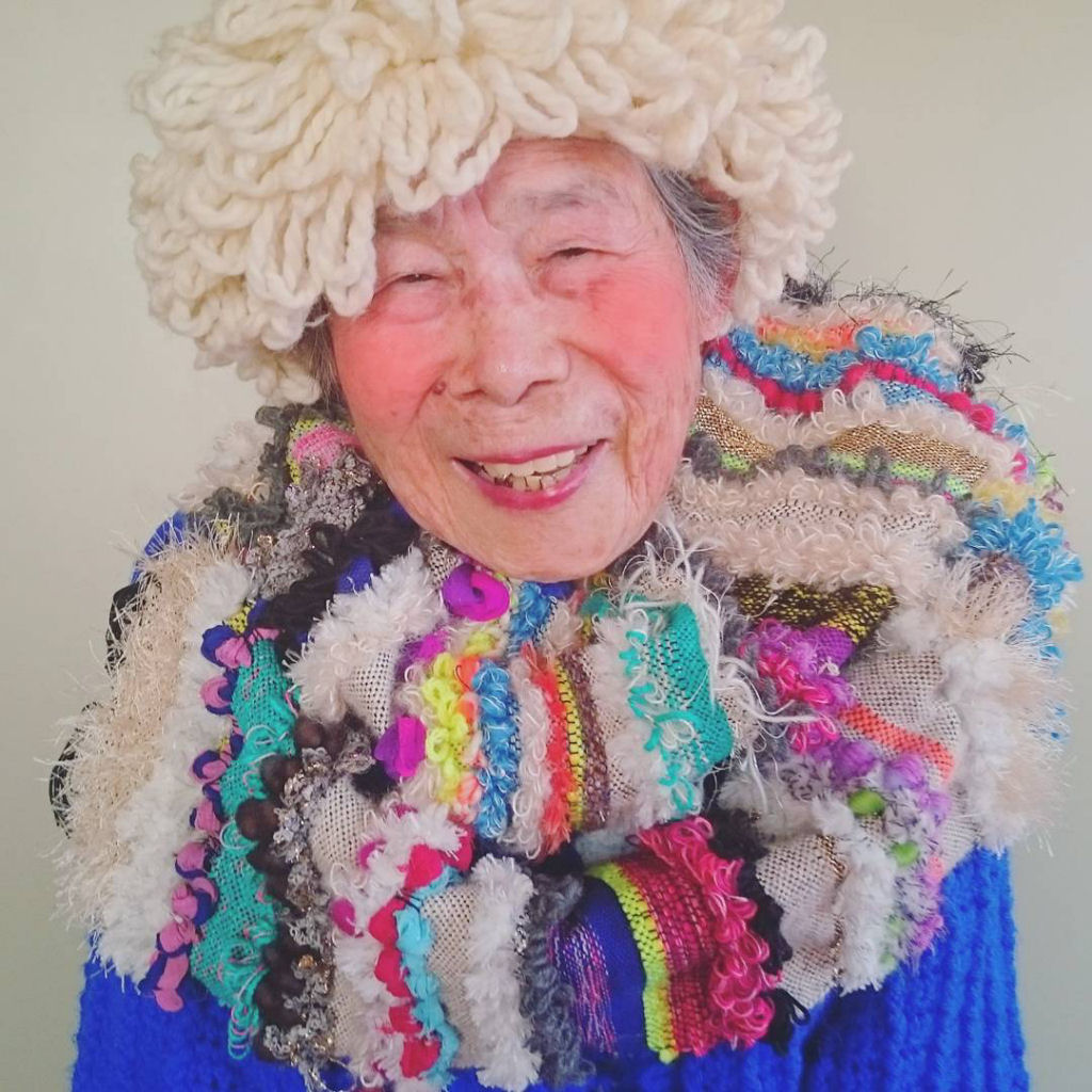 Esta vov de 93 anos  a modelo da moda criada por sua neta 11