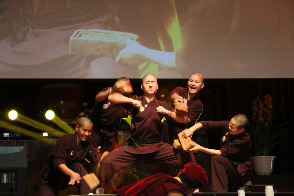 Kung Fu Nuns: a Primeira Ordem Mundial de monjas das Artes Marciais 01