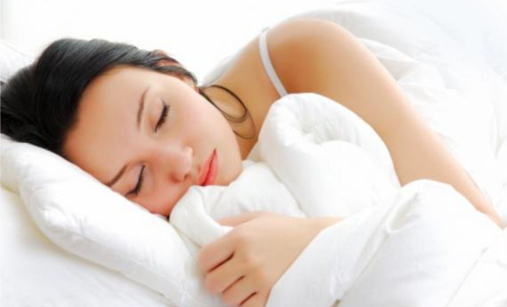 Enquete confirma que mulheres são boas de cama: deitam e dormem
