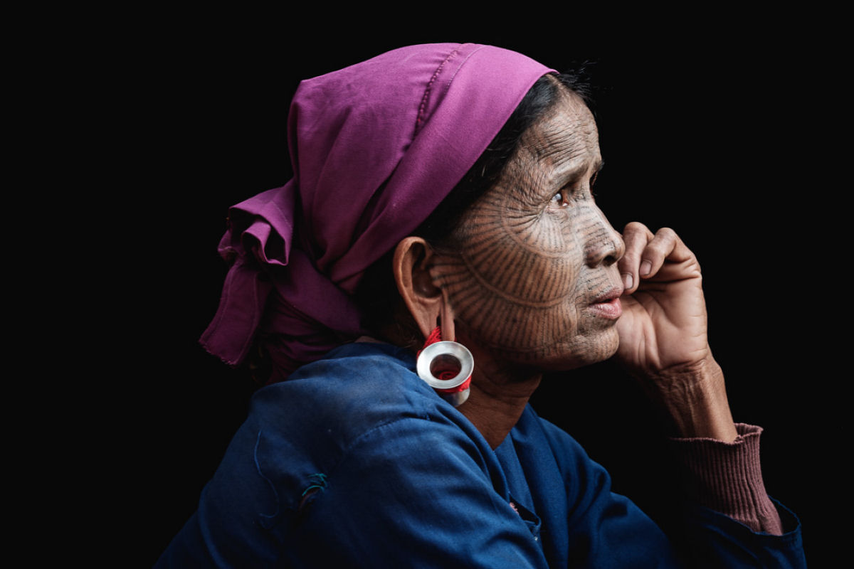 O fim da tradição das tatuagens faciais de uma etnia de Myanmar 02